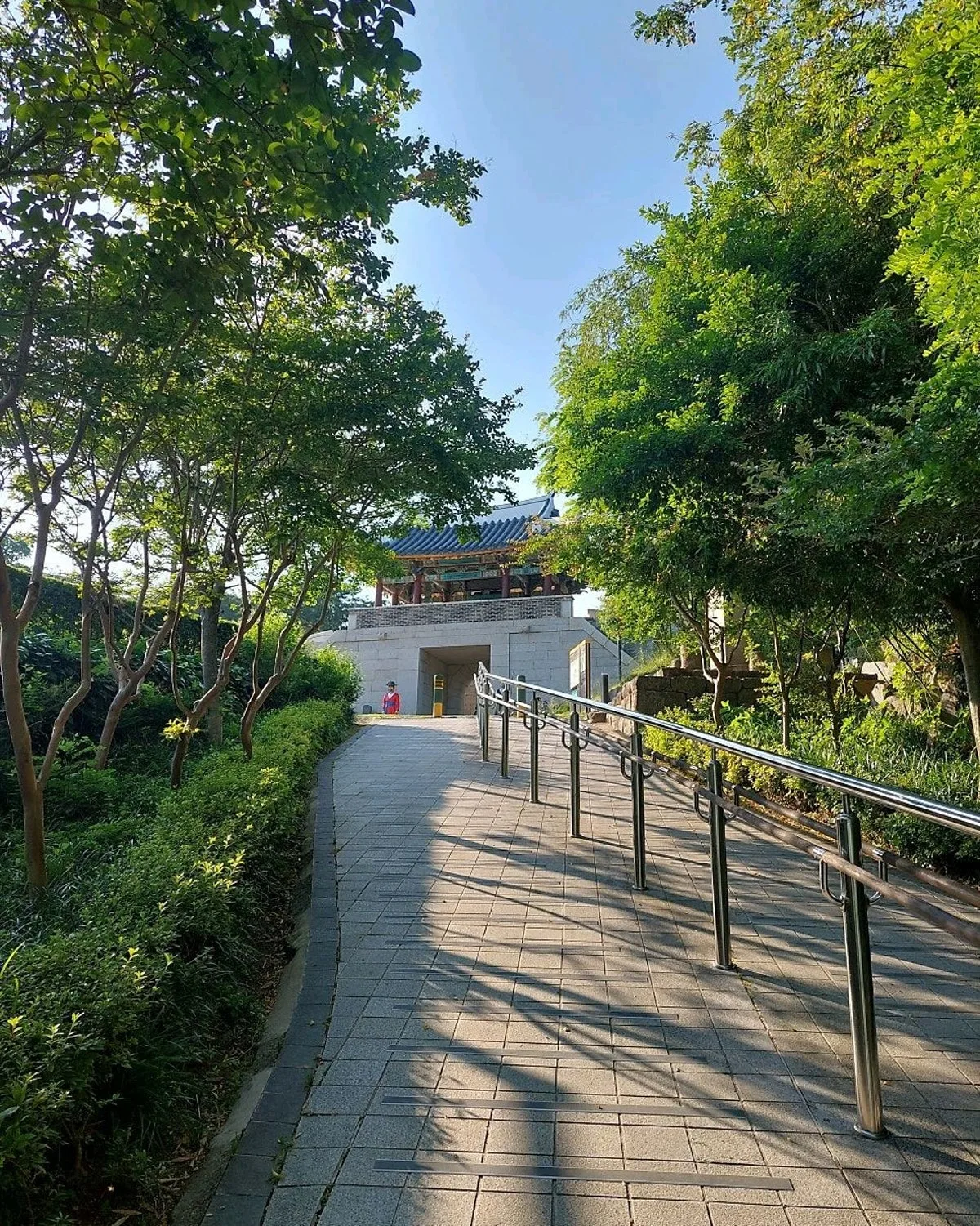トンネウプソンジのメイン写真
