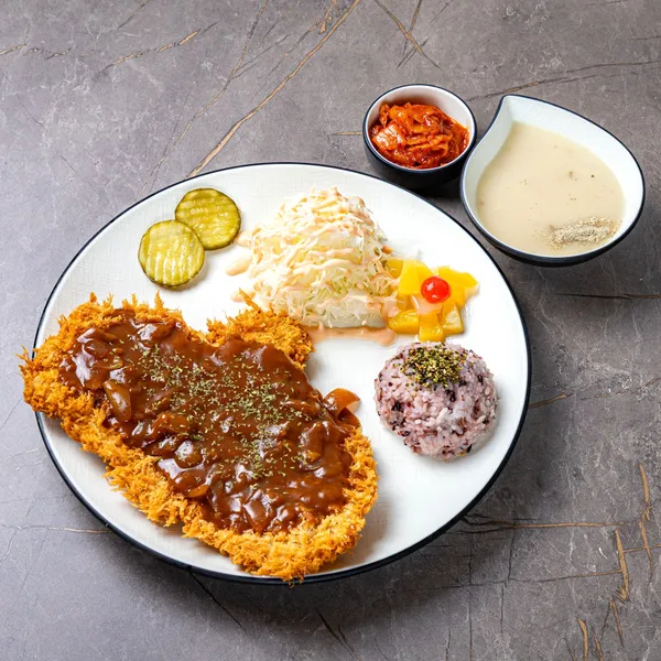 코끼리함박 부산시청직영점 사진 3