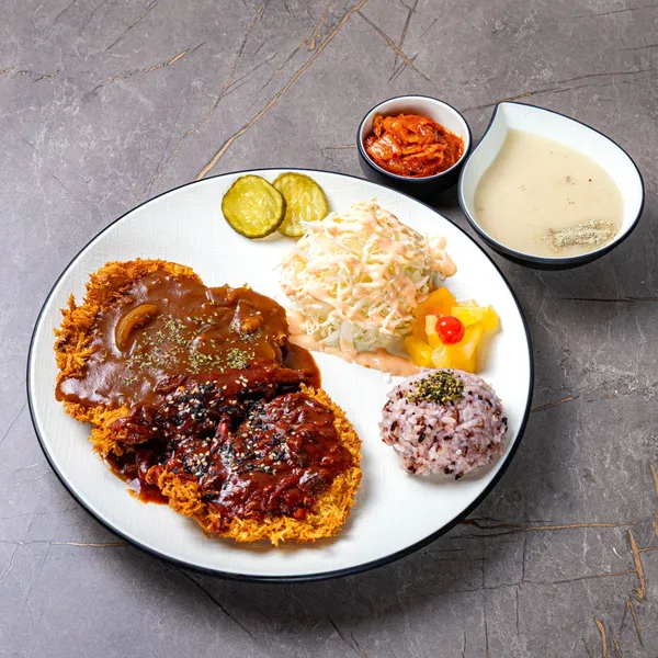 코끼리함박 부산시청직영점 사진 5