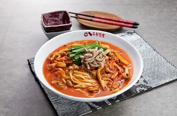 カンヌンギョドンチャンポン キョデ店の写真2