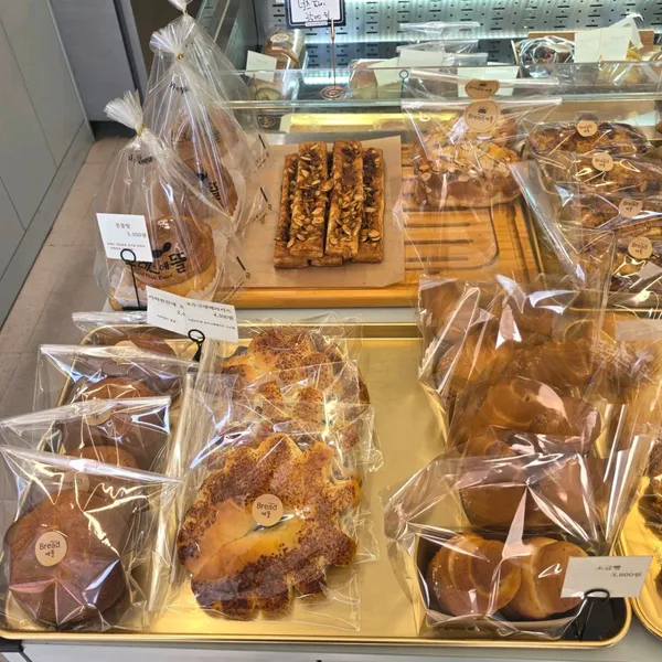 Bread E Ddeul Fourth Story, photo 3