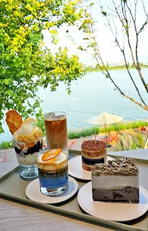 カフェ ボダ