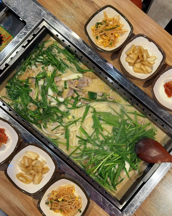 현정이네철판두루치기 본점 사진 3