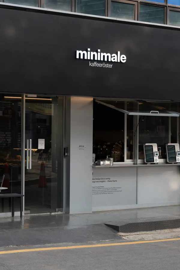 ミニマレ コーヒーロースター チュアム店の写真5