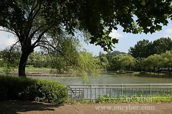 チュンウェ公園の写真2