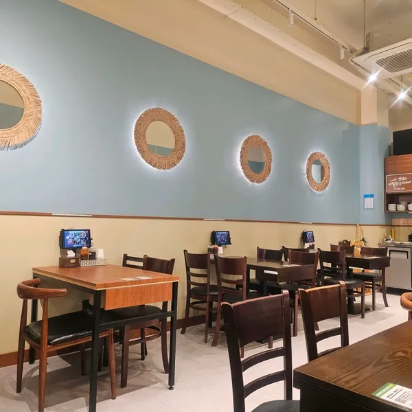 ポブ 本店の写真3