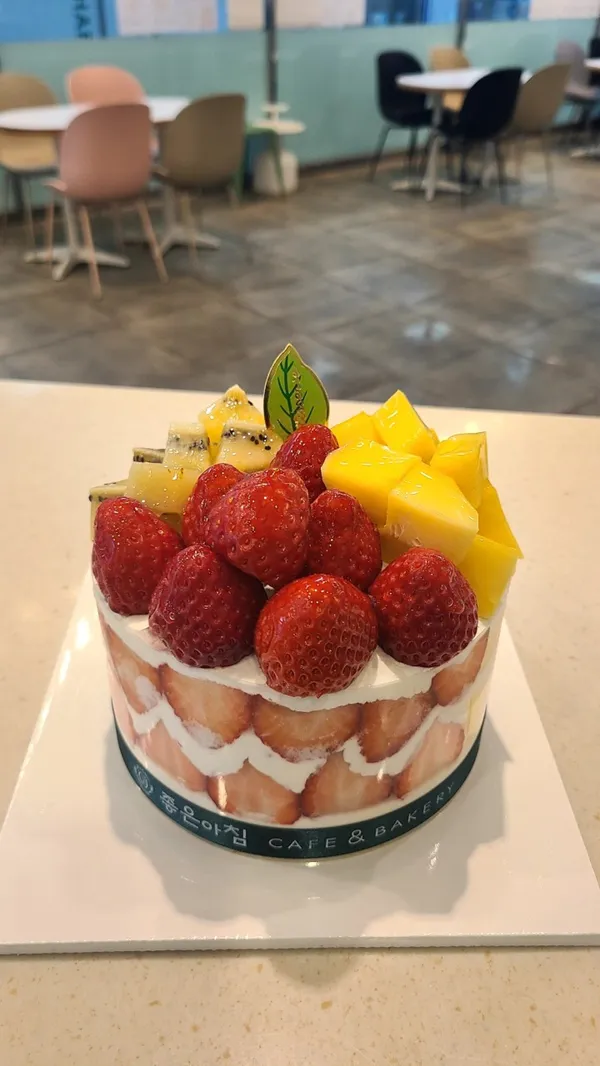 ジョウンアチム ペスチュリ グレ店