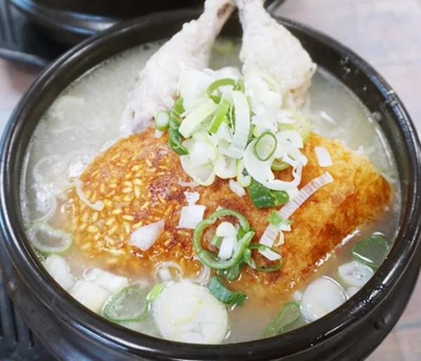 이우철한방누룽지삼계탕 백운호수점 사진 3