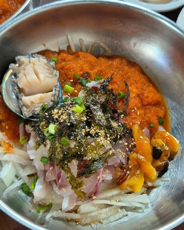 ヒョンジェスサン