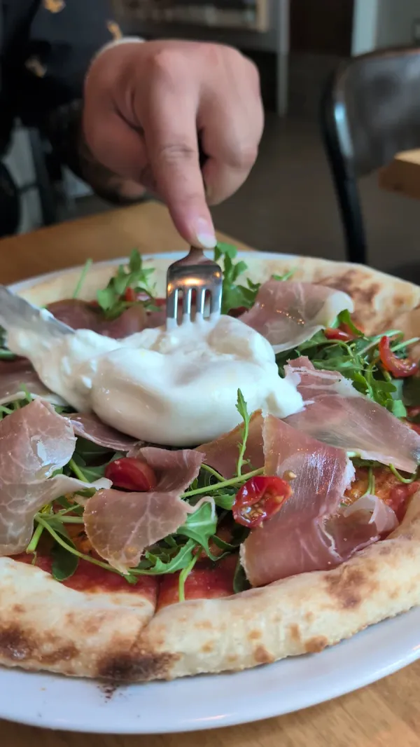 Good Cheese Good Pizza Shibuyaの写真2