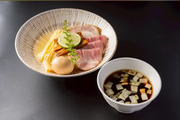Ginza Ramen Shiraishiの写真2