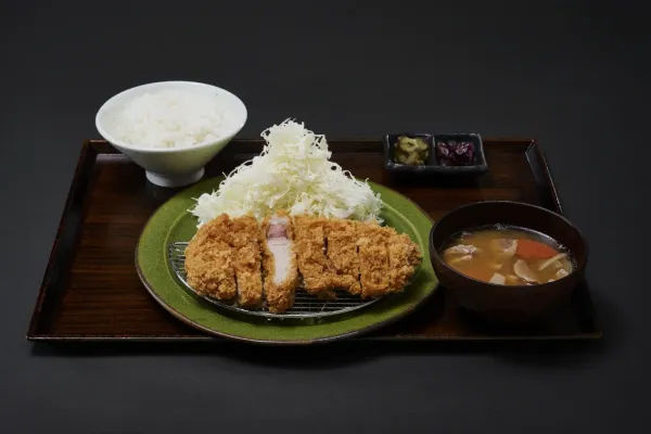 두툼한 돈카츠 아츠톤 고탄다점の写真4