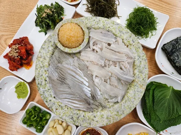 유쾌한회세꼬시 동탄역점の写真5