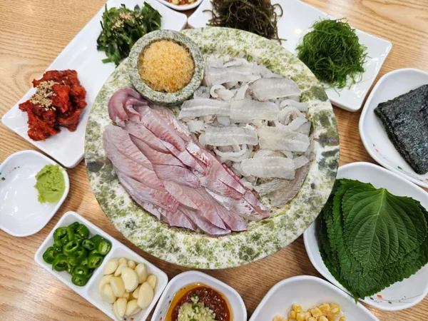 유쾌한회세꼬시 동탄역점