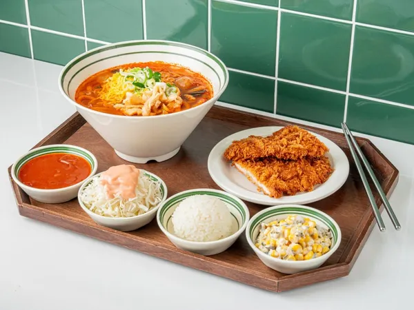 トゥトン トンタンカリムアベニュー店の写真5