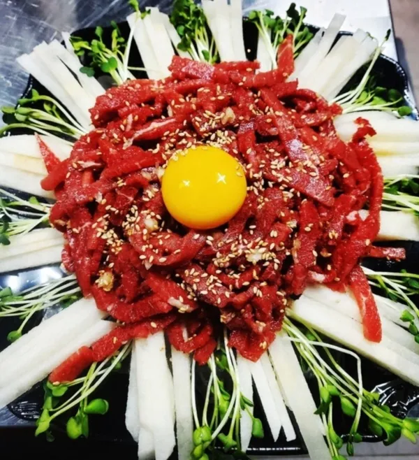 チンジャネ ネンサムギョプサル チョンムン店の写真3