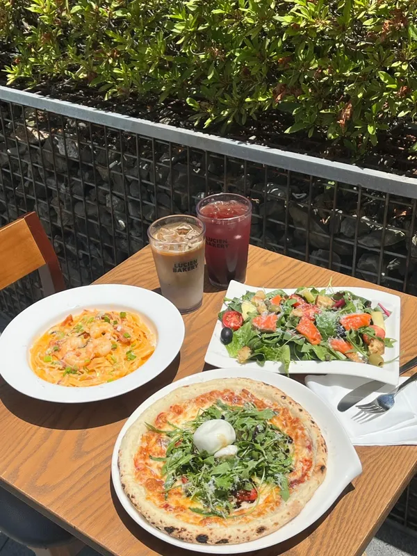 ルシアン ベーカリー&ブランチカフェ センタム店の写真2