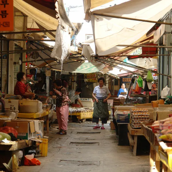 Oncheoninjeong Market, photo 2