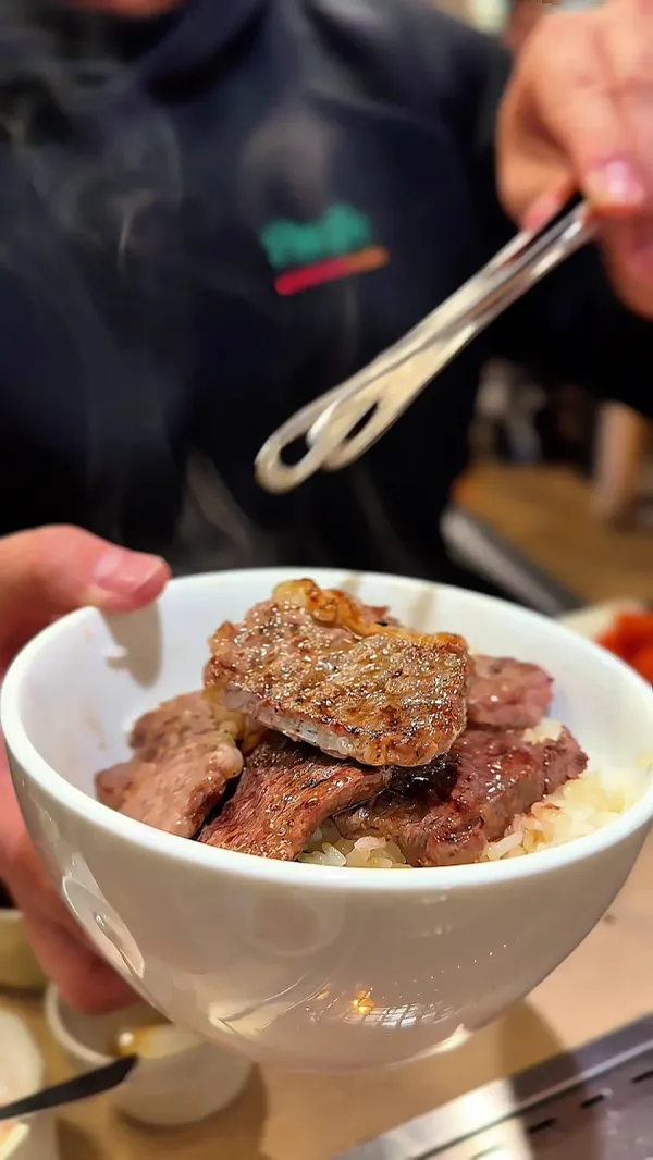 俺の焼肉 博多の写真2