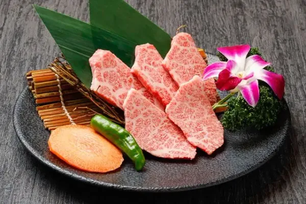俺の焼肉 博多の写真3