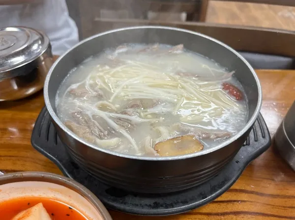 왕골남서문장작불곰탕 본점 사진 2