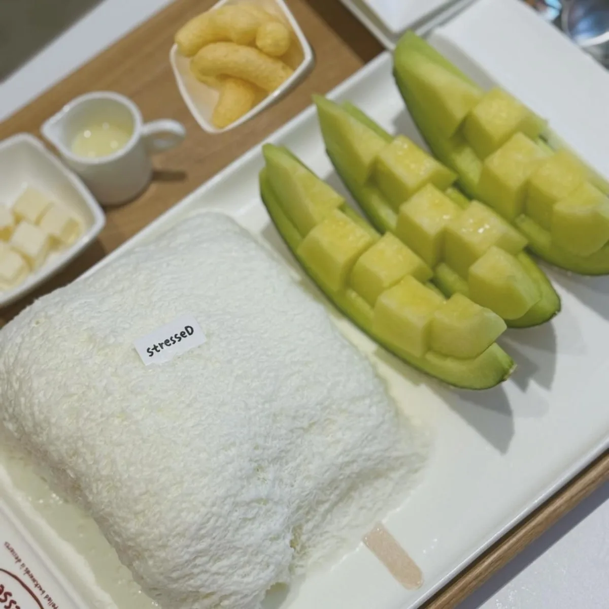 스트레스드 대표 사진