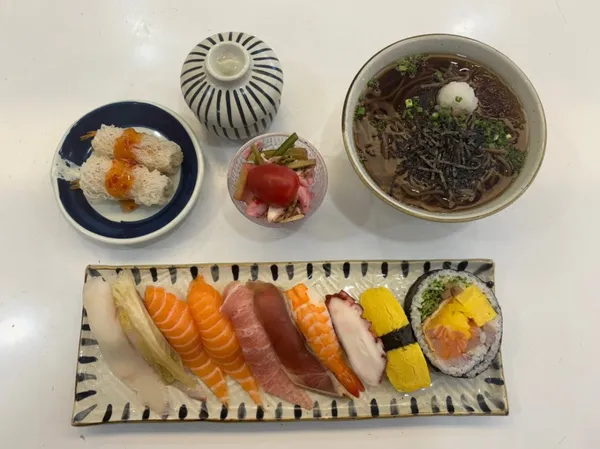 スシハル タンジョン店の写真5