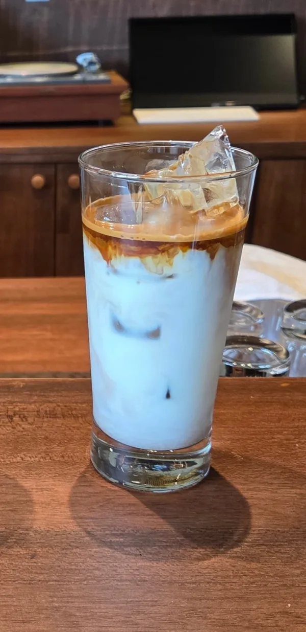 オンナ エルピバ & カフェの写真3