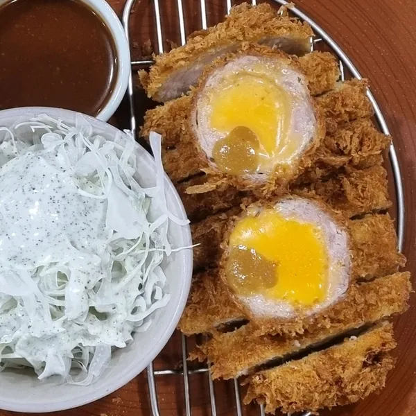 ムウンユファンテジ トンカツ
