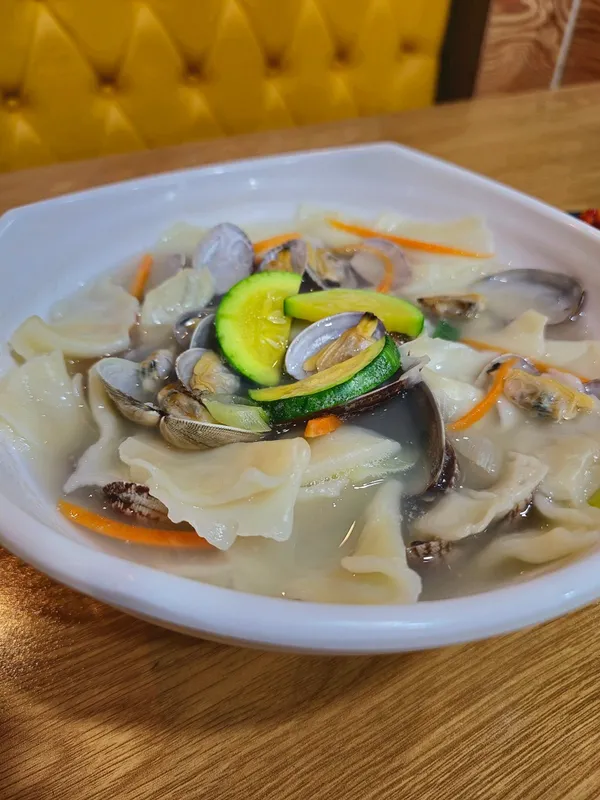 청정 칼국수 수제비 전문점 사진 3