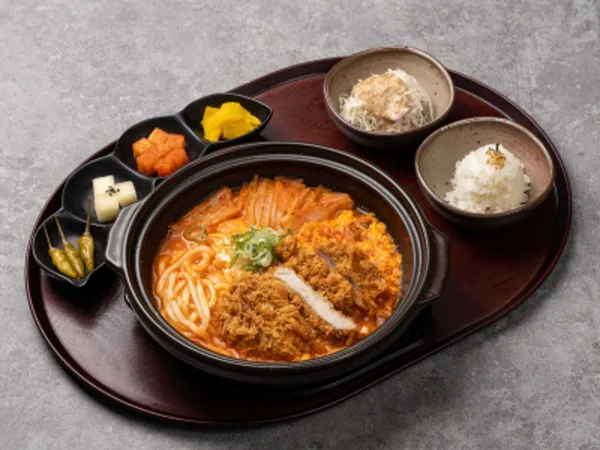 강남모밀 무이 숯불돼지집の写真3