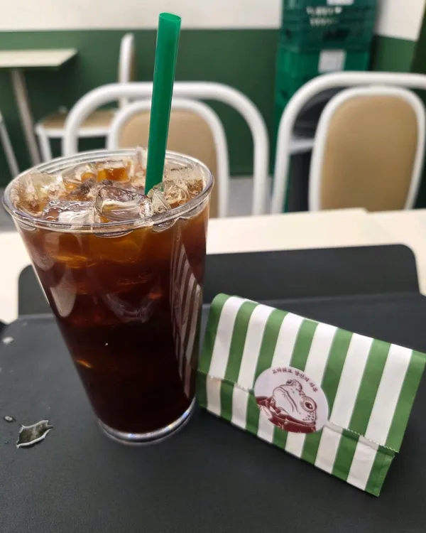 ペゴクコーヒー ヘファ店の写真3