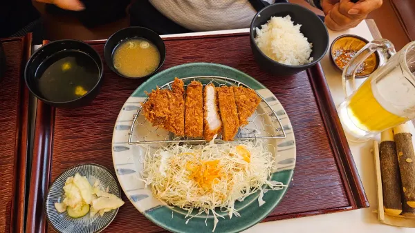돈카츠타로 차탄점の写真3