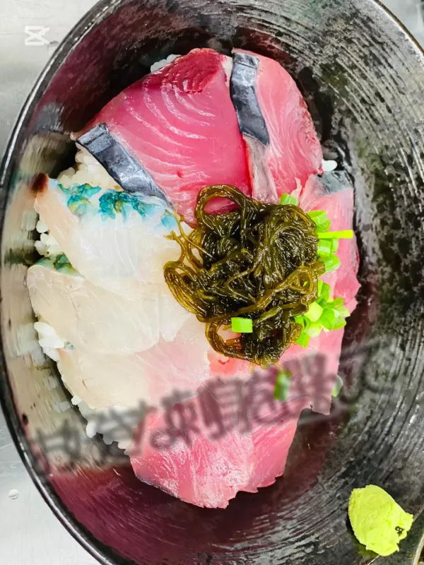 島の鮮魚と海鮮料理 UOICHI〜魚いち〜の写真2