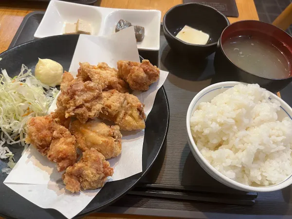 まるみ食堂の写真2