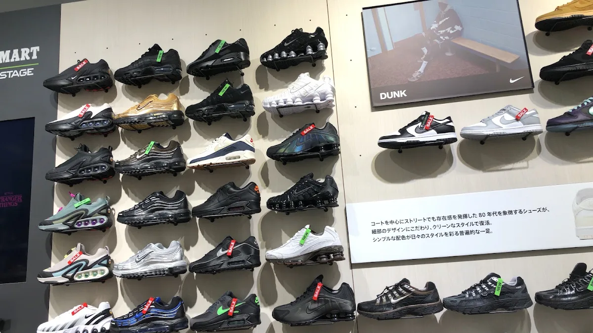 ABC-MART Fukuoka Nishidori Shopのメイン写真