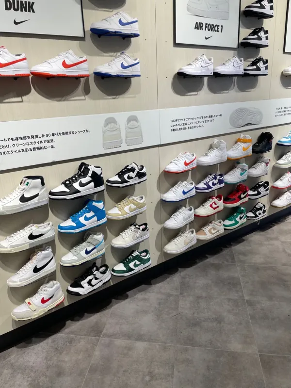 ABC-MART Fukuoka Nishidori Shopの写真5
