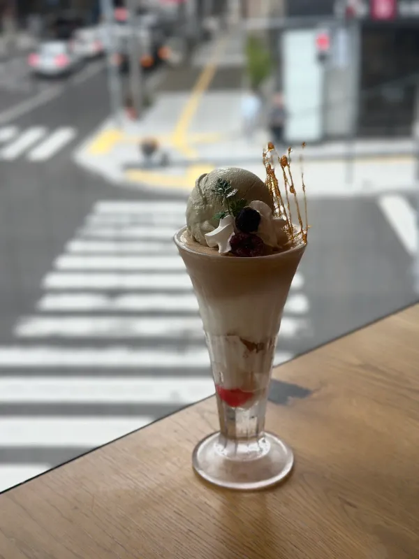 カフェノイモンド 本店