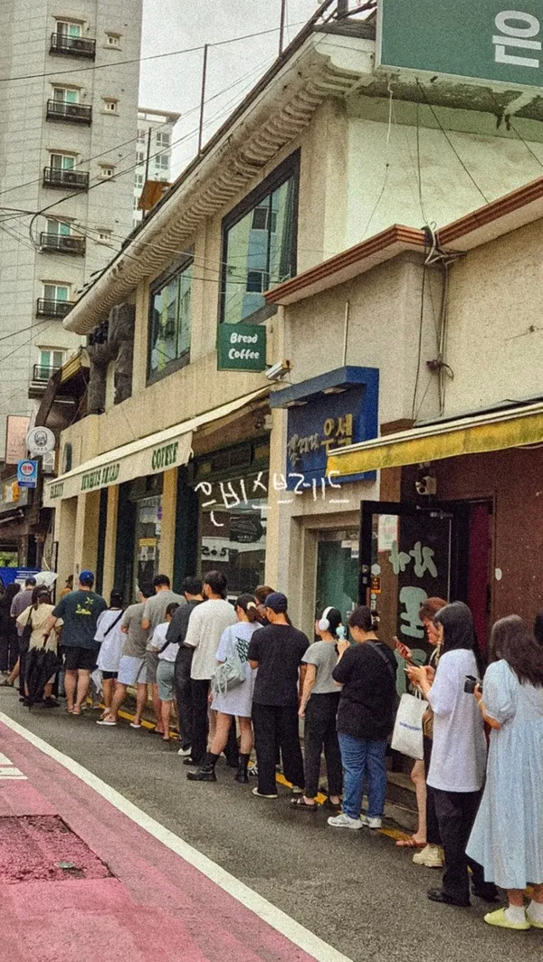 ウンビスブレッド 本店の写真3