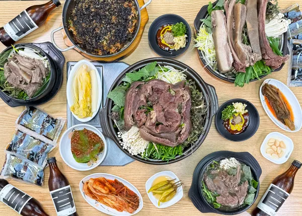 흑염소요리전문점の写真2