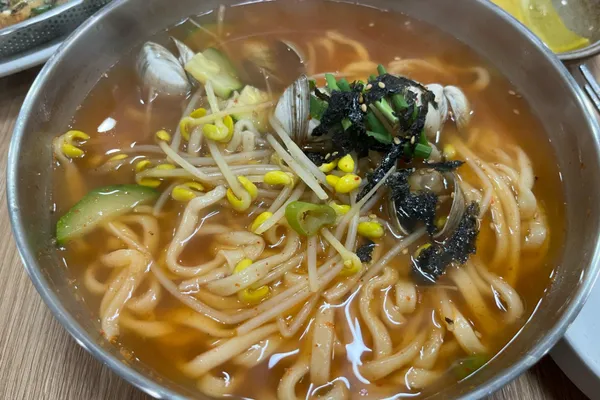 덕이네손수제비 사진 2