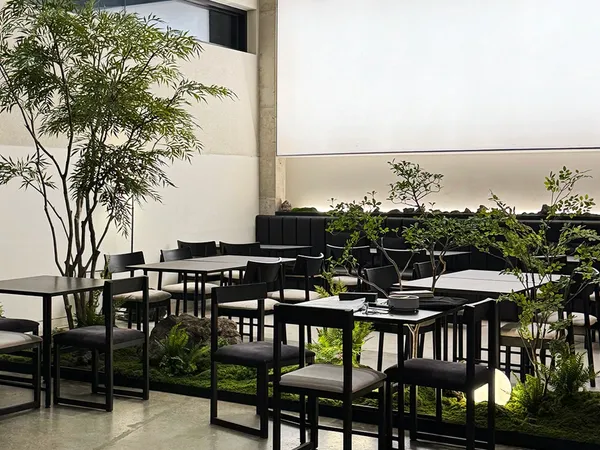 フロラ ソオルン