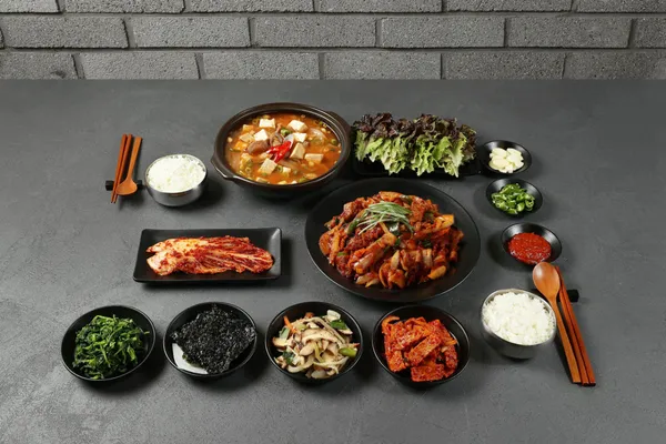 삼거리식당 창원가로수길본점 사진 2