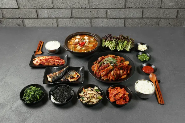 サムゴリ食堂 チャンウォンガロスギル本店