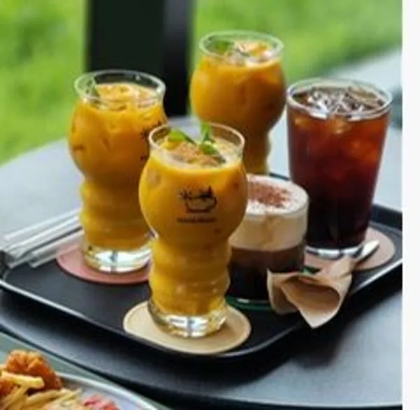 カフェマヌリアン