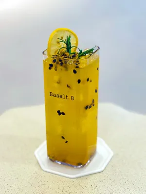 バジャルト 8 カフェ