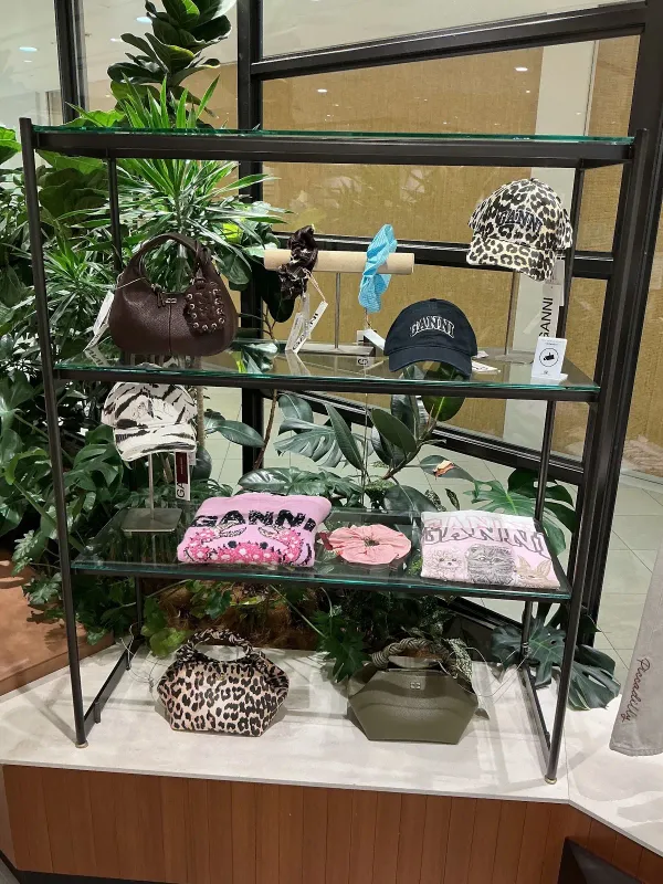 URBAN RESEARCH なんばCITY店の写真2