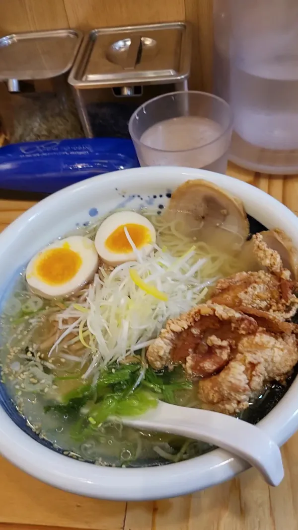 俺流塩らーめん 渋谷センター街店の写真2
