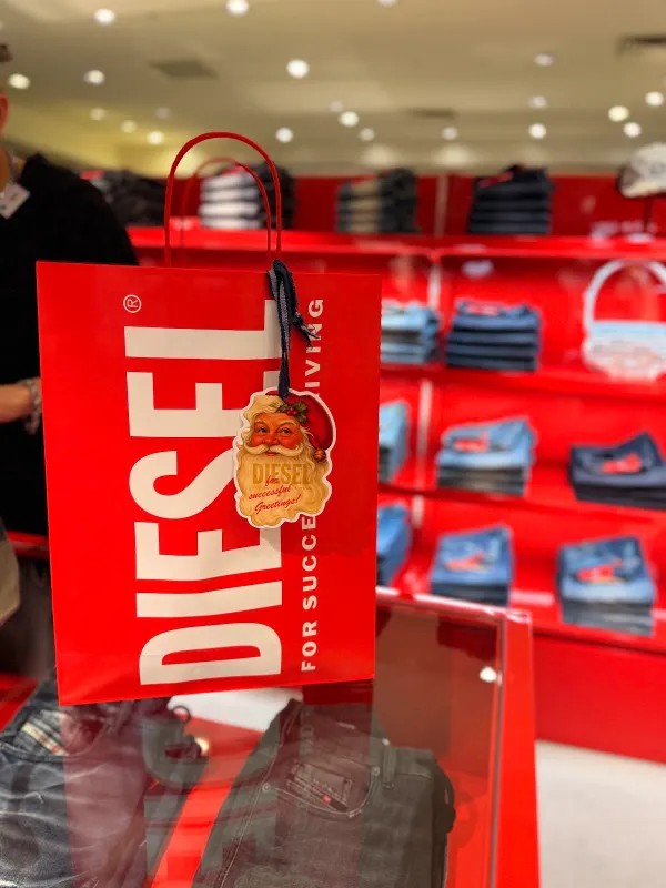 DIESEL 大丸梅田店 (MENS)の写真4