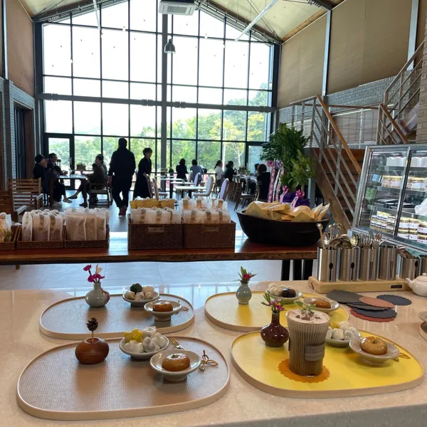 ファムカフェ チャンユウォンの写真2